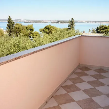 Apartments By The Sea Tkon, Pasman - 6215 Apartment Tkon